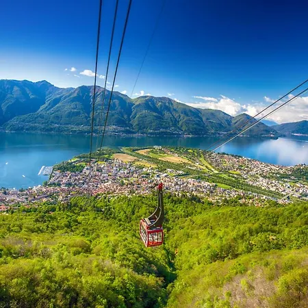 Apartment Locarno Place *